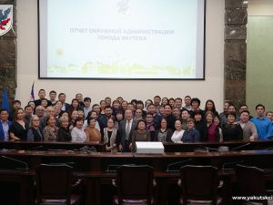 Евгений Григорьев встретился с землячествами улусов республики в рамках отчета за 2022 год