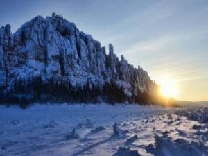 До вершины Ленских столбов теперь можно добраться на снегоходах