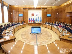 Айсен Николаев отправил правительство Якутии в отставку