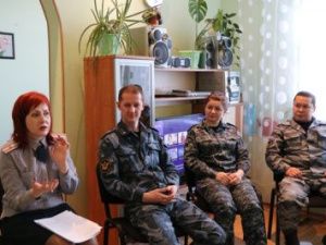 Общение и доверие:  Сотрудники исправительных учреждений приняли участие в психологических тренингах
