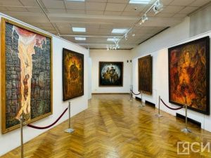 «Веди родителей в музей»: в Якутии пройдет праздничная акция для владельцев «Пушкинской карты»