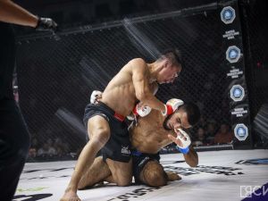 Фоторепортаж: турнир по смешанным единоборствам Eagles FC 53 в Якутске