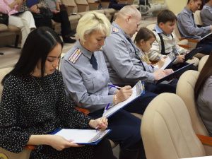 В День народного единства сотрудники УФСИН и члены их семей написали Большой этнографический диктант