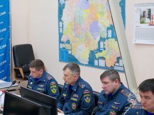 Комиссия МЧС России проверяет готовность Якутии к паводку и лесопожарному сезону