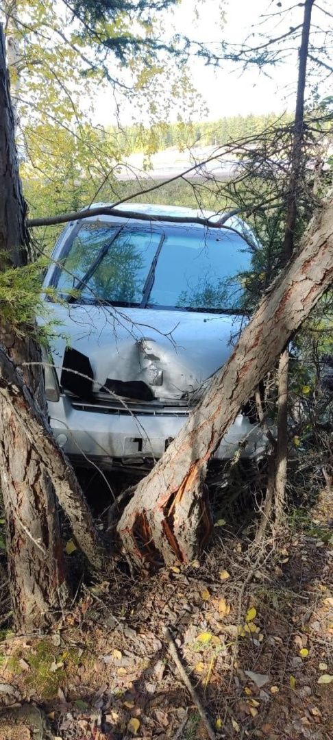В Якутии 68-летняя пьяная женщина-водитель совершила столкновение с машиной медслужбы