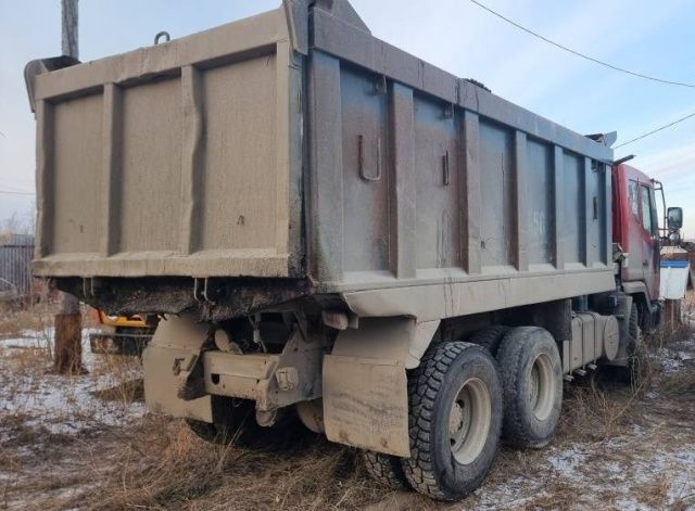 В Якутии самосвал компании-должника арестован за неуплату миллионной задолженности по ЖКУ