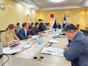 В Якутии разрабатывают портфель проектов, направленных на борьбу с бедностью, минимизацию рисков ее наступления и повышение доходов населения Якутии