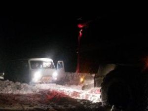 В Кобяйском улусе из снежного заноса спасены 17 человек