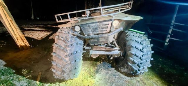 В Якутии 11-летний мальчик на самоходной машине врезался в столб