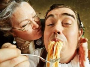 31-летний мужчина решил жить с девушкой, мать написала в полицию