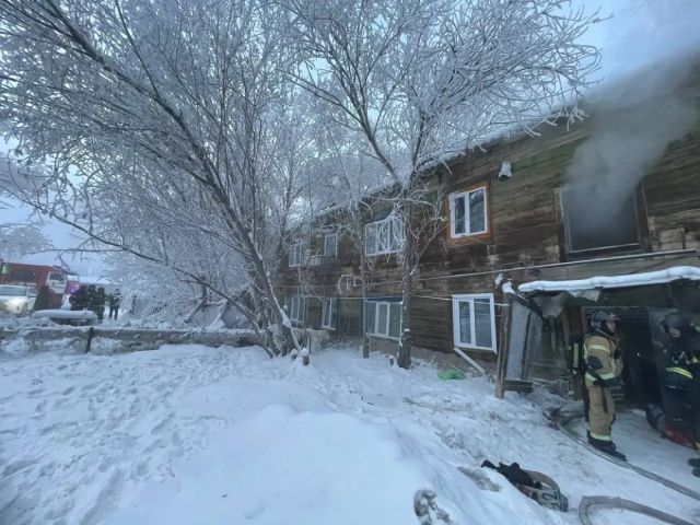Пожар в жилом доме по ул. Каландаришвили: эвакуированы девять человек