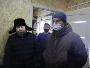 Роман Сорокин провел выездное совещание по теплоснабжению домов Борисовки-1