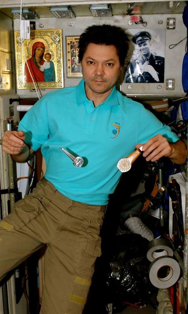 Айсен Николаев поздравил космонавта Олега Кононенко с орденом «За заслуги перед Отечеством» II cтепени