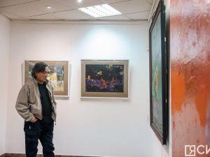 Выставка художника Михаила Старостина открылась в Якутске