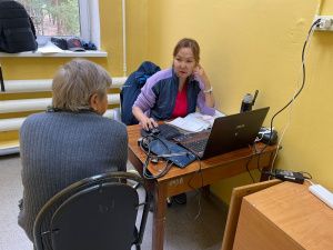 «Мобильные доктора» Якутии работают в посёлке Кысыл-Сыр Вилюйского района