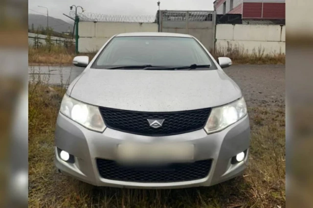 Житель Ингушетии вымогал автомобиль у 28-летнего мужчины в поселке Усть-Нера Якутия