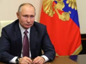 Превратить тело Путина после его смерти в святые мощи предлагает "Национальный комитет+60"