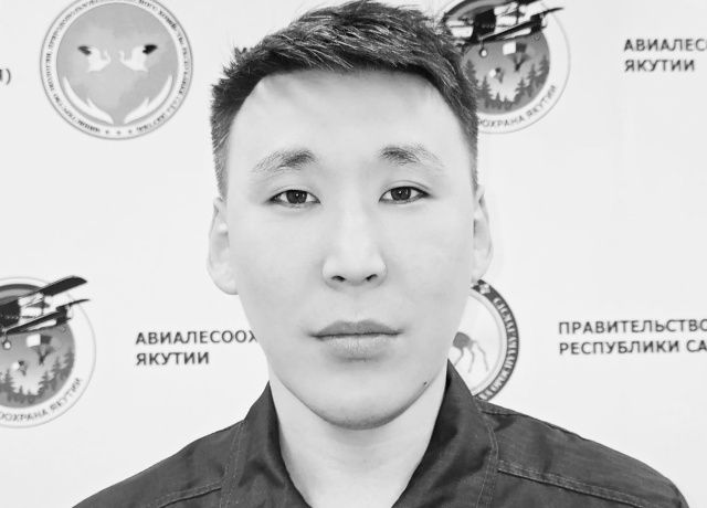 В Якутии при тушении лесного пожара погиб парашютист-пожарный