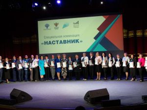 Школьников и педагогов из Якутии наградили на всероссийском съезде «Школьный Музей Победы»