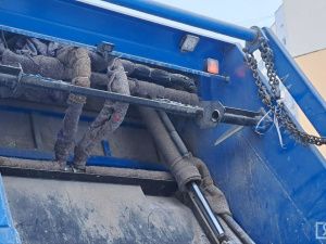 Кто и как вывозит мусор в Якутске