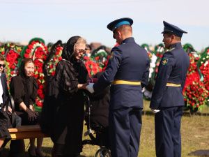 Первого президента Якутии похоронили в родном Октёмском наслеге