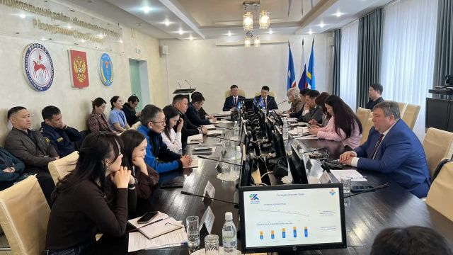 Опыт АО «АК «ЖДЯ» по подготовке специалистов представлен в рамках кадровой экспедиции «Работающая Якутия. Кадры» в Амгинском улусе