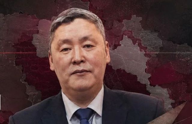 Чиновник и его супруга получили условные сроки за мошенничество