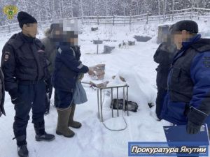 В Якутии мужчина избил знакомого до смерти за кражу кроликов, тело вывез на озеро и засыпал снегом: Вынесен приговор