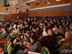 В Якутске отметили 150-летие первого Героя Труда из якутян Петра Староватова
