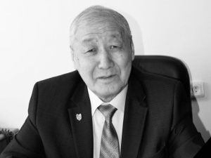 Ушел из жизни завкафедрой экономики и управления развитием территорий СВФУ Роман Ноговицын