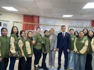 Юлия Белехова встретилась с активистами Центра гражданско-патриотического воспитания «Патриот-14»