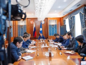 Айсен Николаев поставил правительству Якутии задачи по реализации поручений Президента РФ
