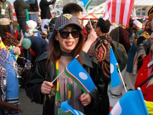 Фоторепортаж: якутяне приняли участие в шествии молодежи мира в Сочи