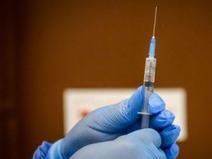 В Якутии прививку от коронавируса получили 119 детей и подростков