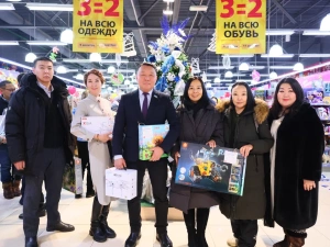 Инфраструктурный блок Правительства во главе с Дмитрием Садовниковым присоединился к акции «Ёлка добра»