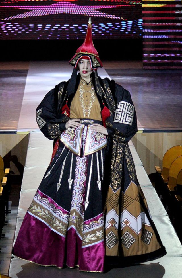 Гран-при фестиваля «Солнечный олень» завоевала Татьяна Милованова из Калмыкии