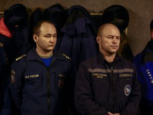 Сотрудники МЧС обеспечивают безопасность Крещенских купаний