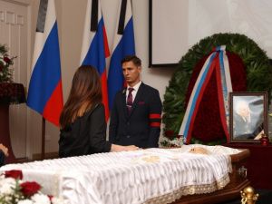 В Москве началась церемония прощания с первым президентом Якутии Михаилом Николаевым