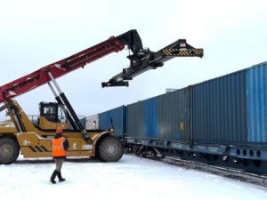 Со станции Столбовая Московской  железной в Якутию отправлен первый контейнерный поезд зимнего сезона  