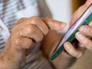 Пенсионерка из Ленска решила заработать быстрые деньги и лишилась 170 тысяч рублей