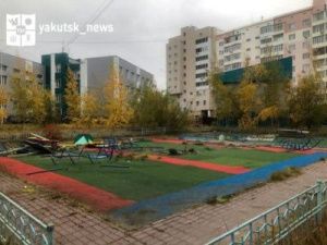 Информация о разрушенной ветром детской площадке недостоверна