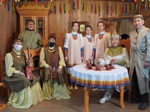 Открылся якутский балаган