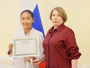 Сотрудники ЗАГСа в Якутии отметили профессиональный праздник