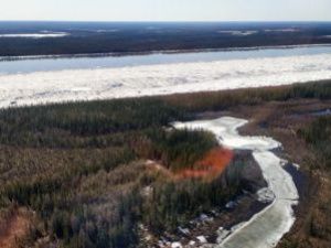 В Якутии ниже гидропоста Сангары образовался затор льда