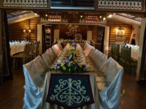 Для участников форума торговли и общепита организуют рестотур в Якутске 