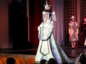 Гран-при фестиваля «Солнечный олень» завоевала Татьяна Милованова из Калмыкии