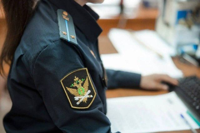 В Якутске мужчина принудительно выселен из квартиры бывшей супруги