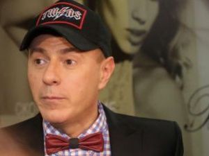 Известный стилист умер из-за разрыва анального отверстия