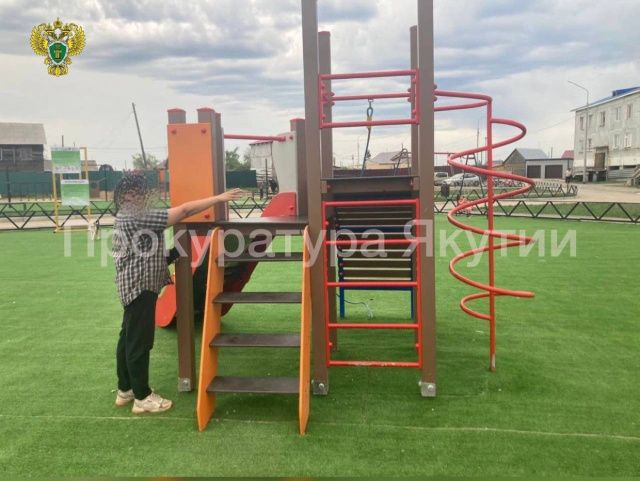 5-летняя девочка получила травмы на детской площадке: Возбуждено уголовное дело