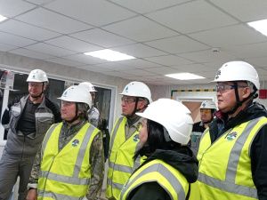 Джулустан Борисов осмотрел производственные объекты Иркутской нефтяной компании